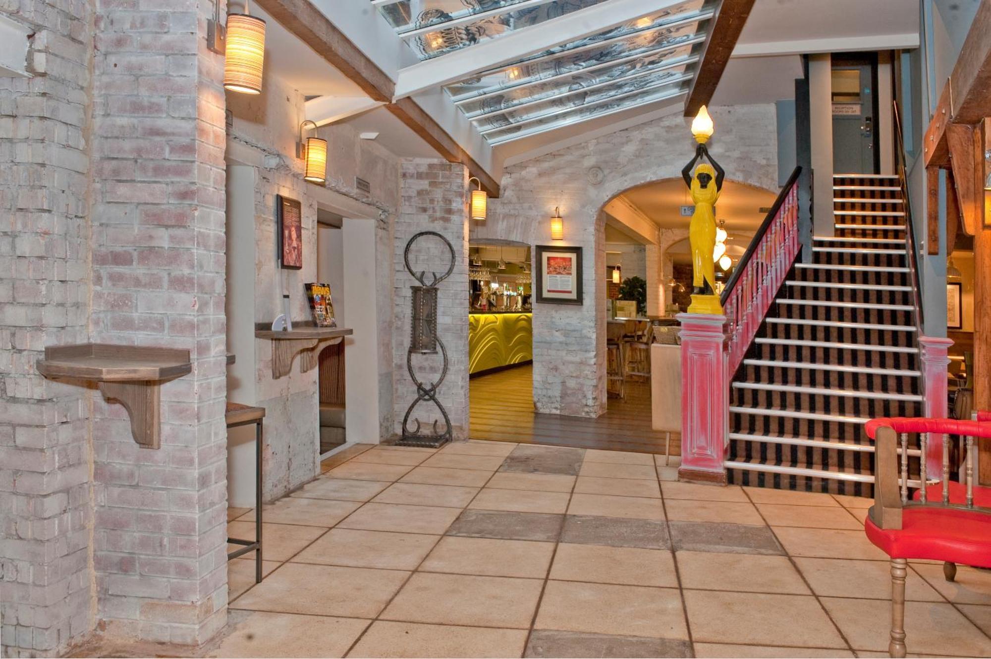 The King'S Head Hotel Wetherspoon Beccles Luaran gambar