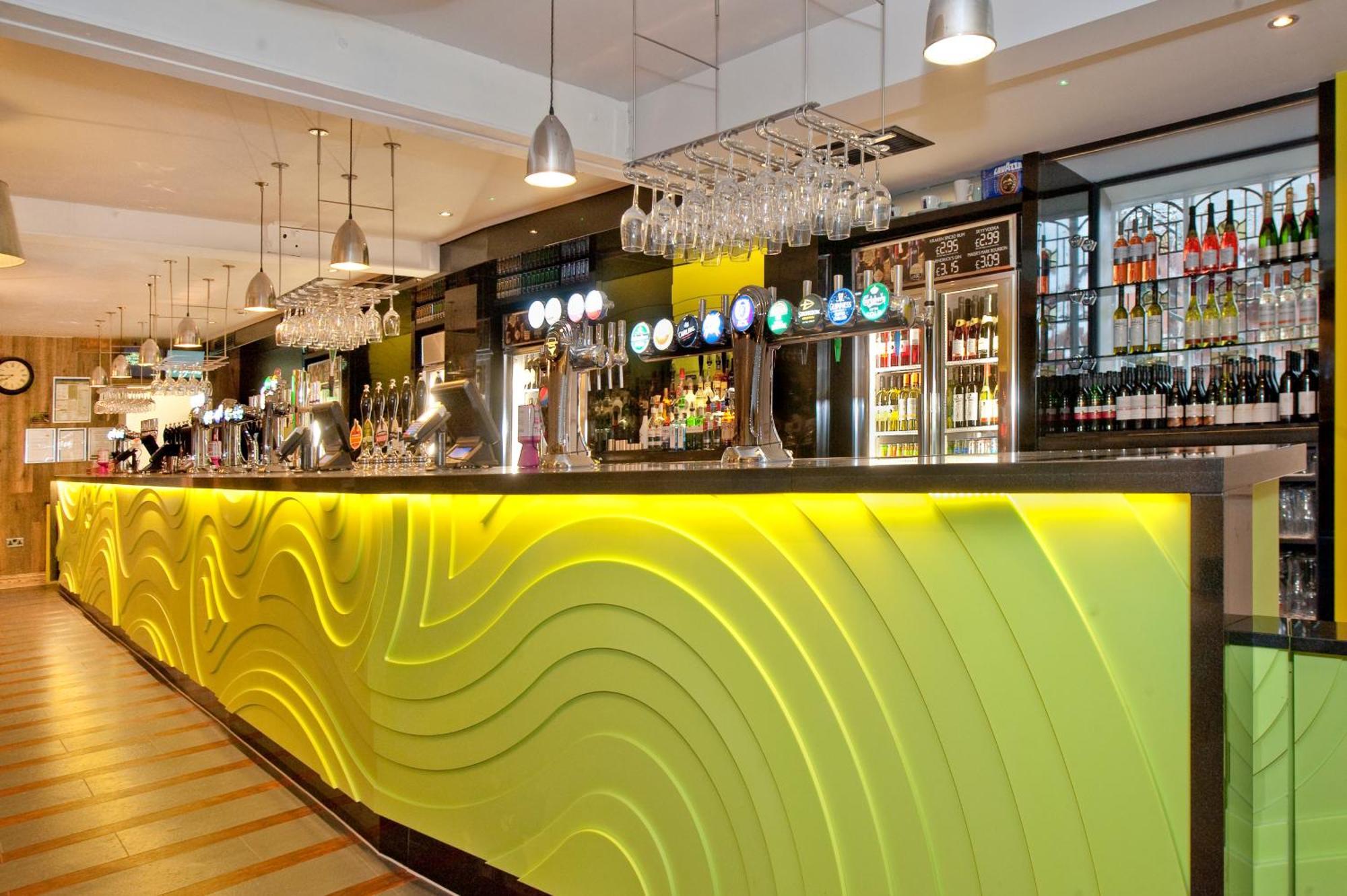 The King'S Head Hotel Wetherspoon Beccles Luaran gambar