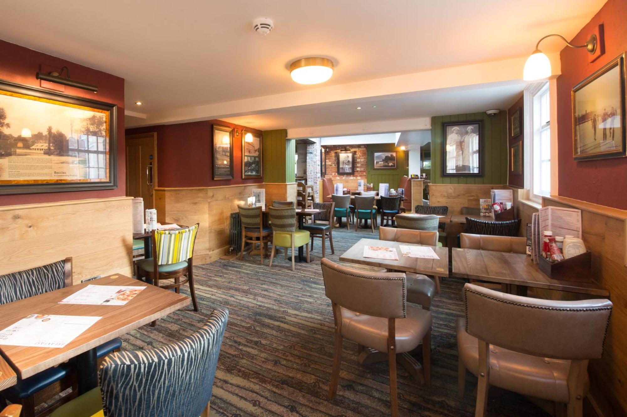 The King'S Head Hotel Wetherspoon Beccles Luaran gambar