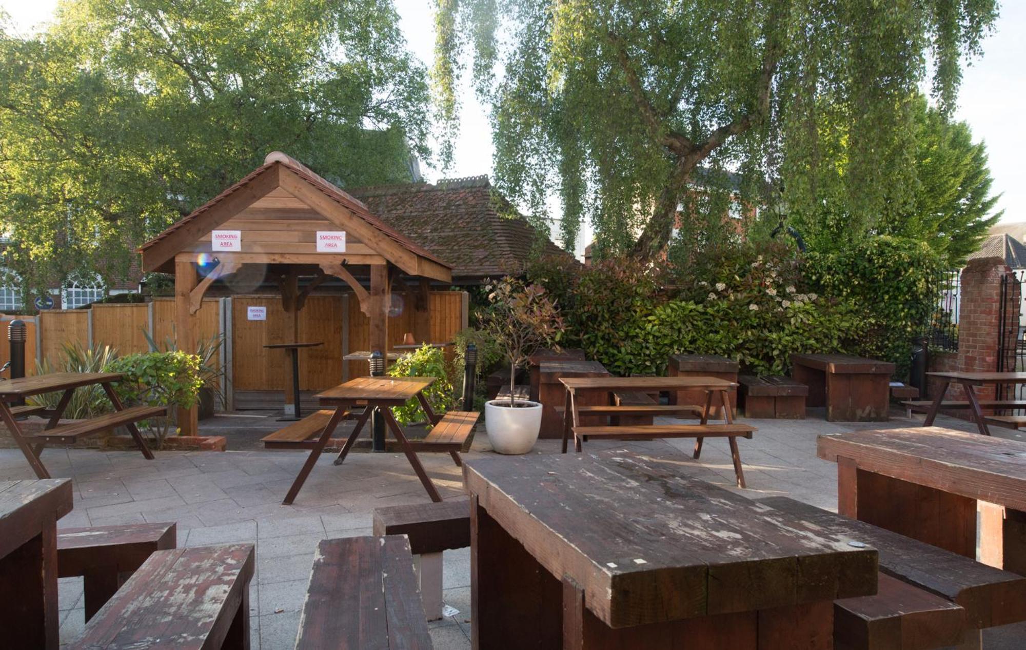 The King'S Head Hotel Wetherspoon Beccles Luaran gambar