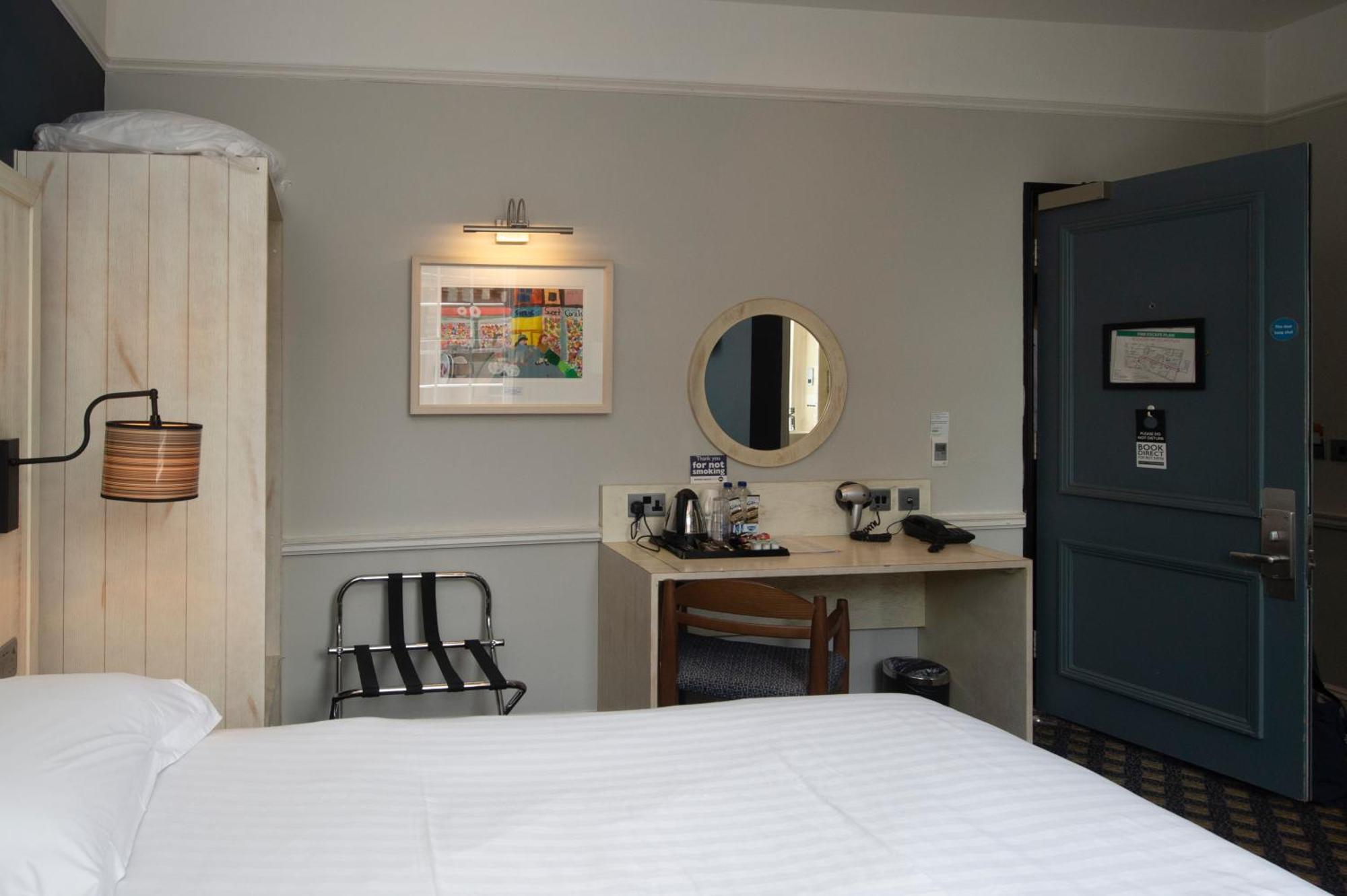 The King'S Head Hotel Wetherspoon Beccles Luaran gambar