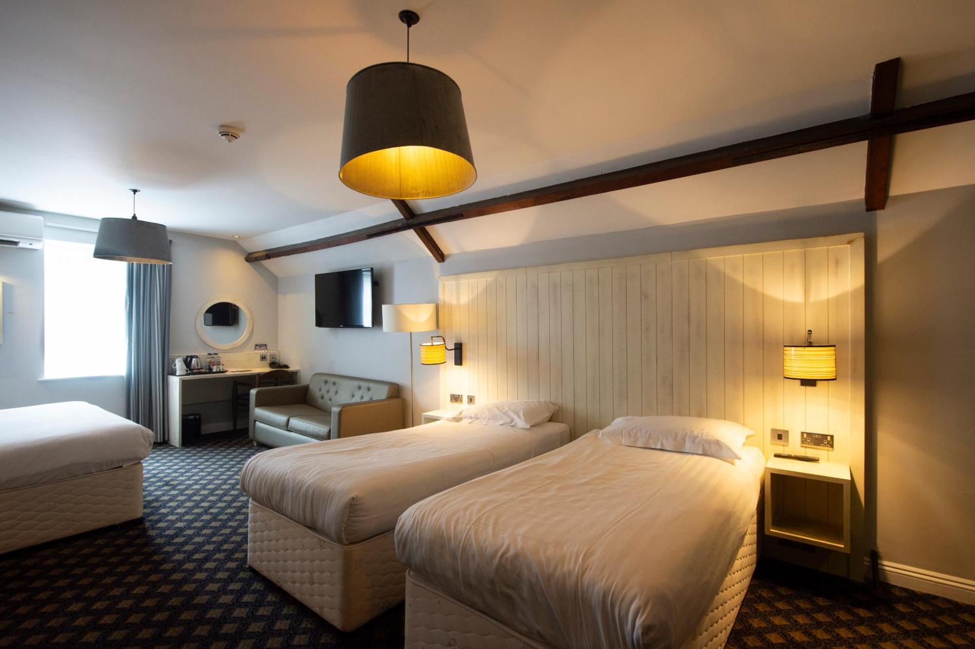 The King'S Head Hotel Wetherspoon Beccles Luaran gambar
